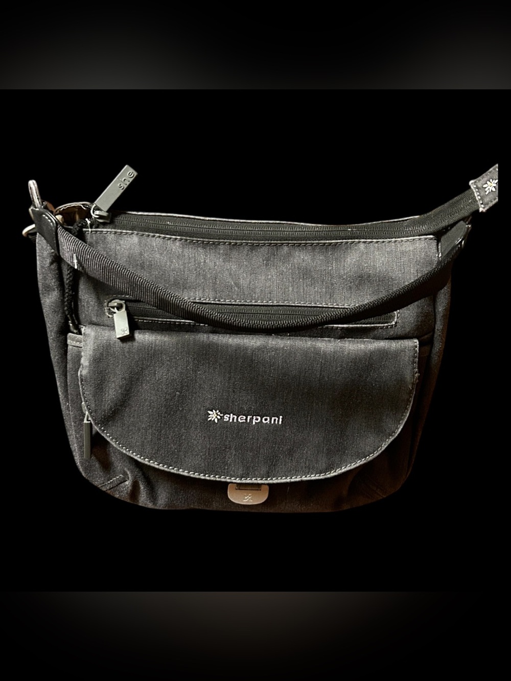 Sherpani gray womans Messenger Crossbody